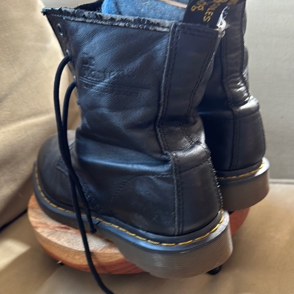 Dr.Martens Air Wair, bouncing sole boots - Picture 3 of 16